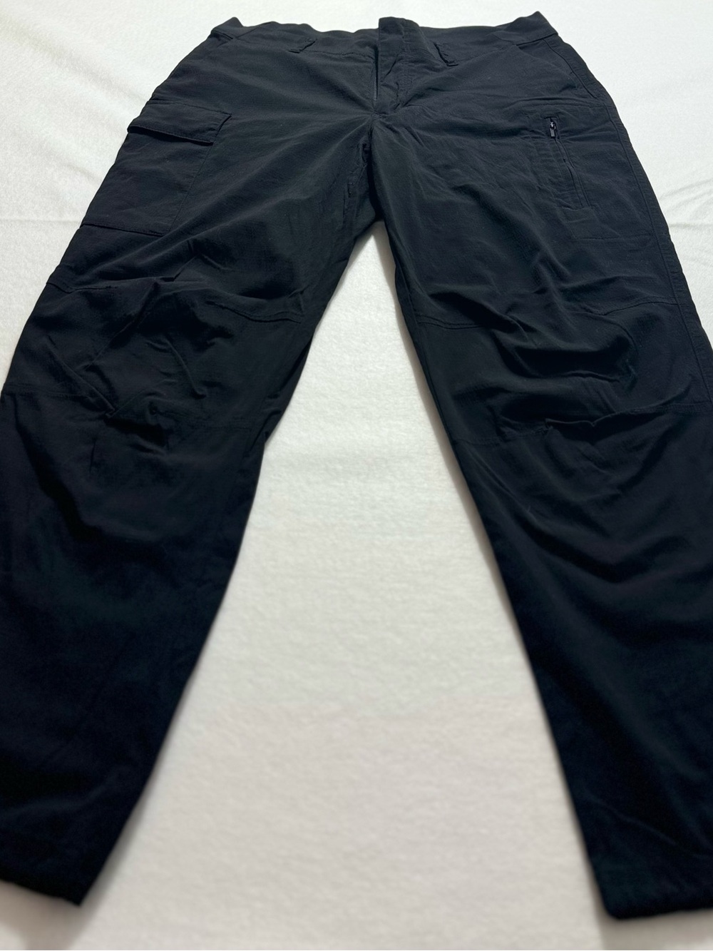 Athleta Trekkie Utility Cargo Black Active Performance Fabric Pant Petite 10